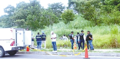 Identifican a los dos jóvenes muertos de la balacera al final de la Cinta Norteña: los hallaron tendidos en plena vía