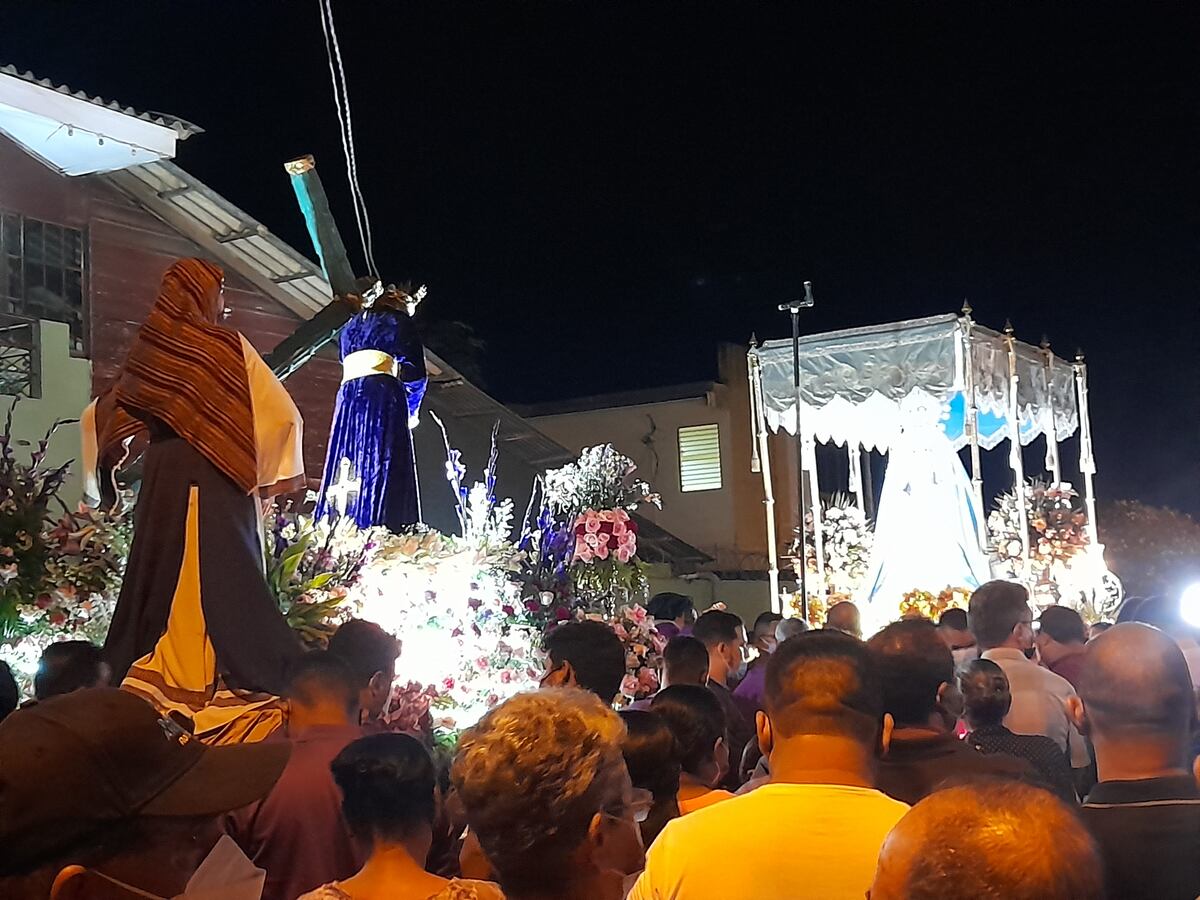 Viven la Semana Santa. En La Villa de Los Santos