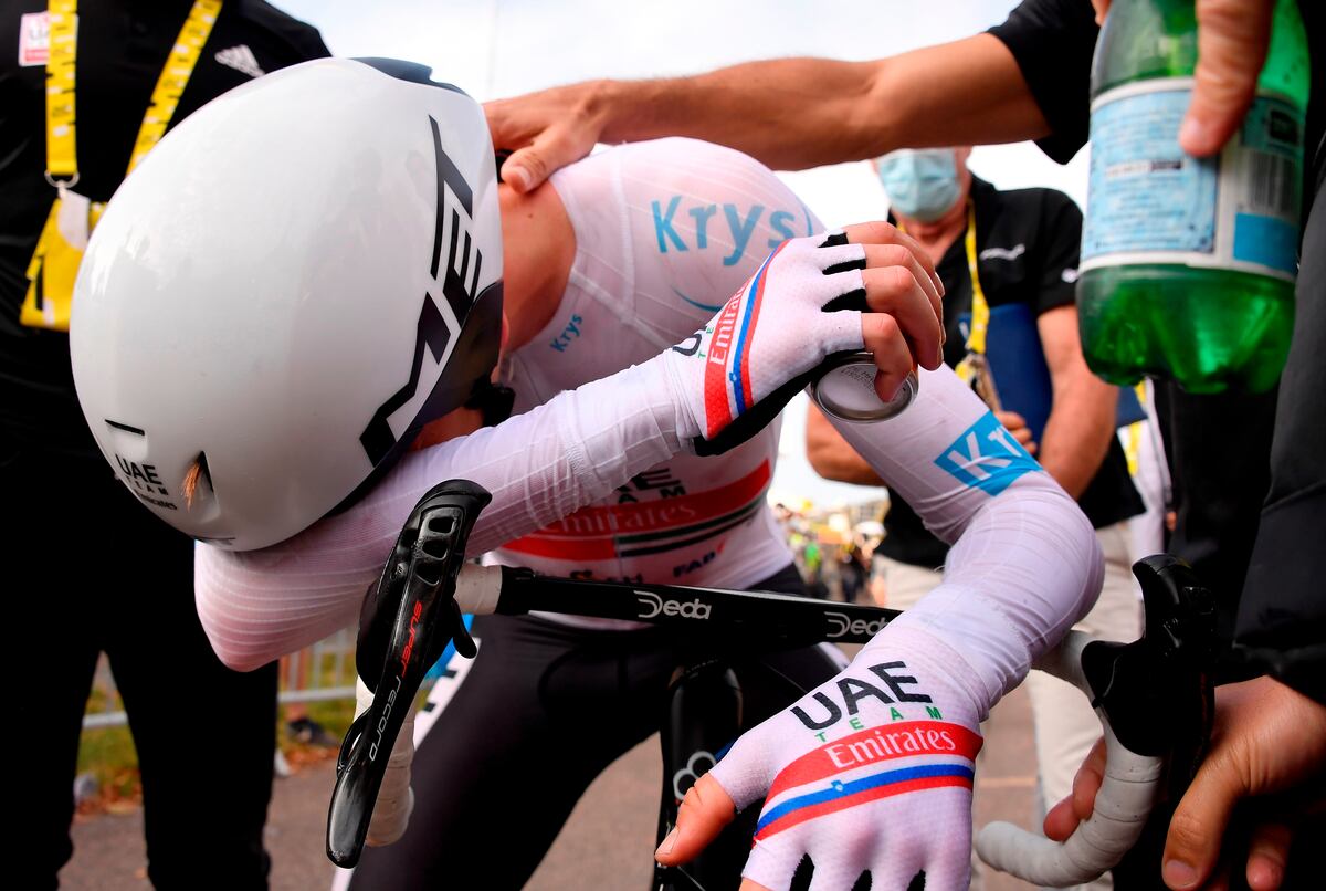 Pogacar aniquila a Roglic en la crono y rompe en llanto al ser virtual ganador del Tour de Francia