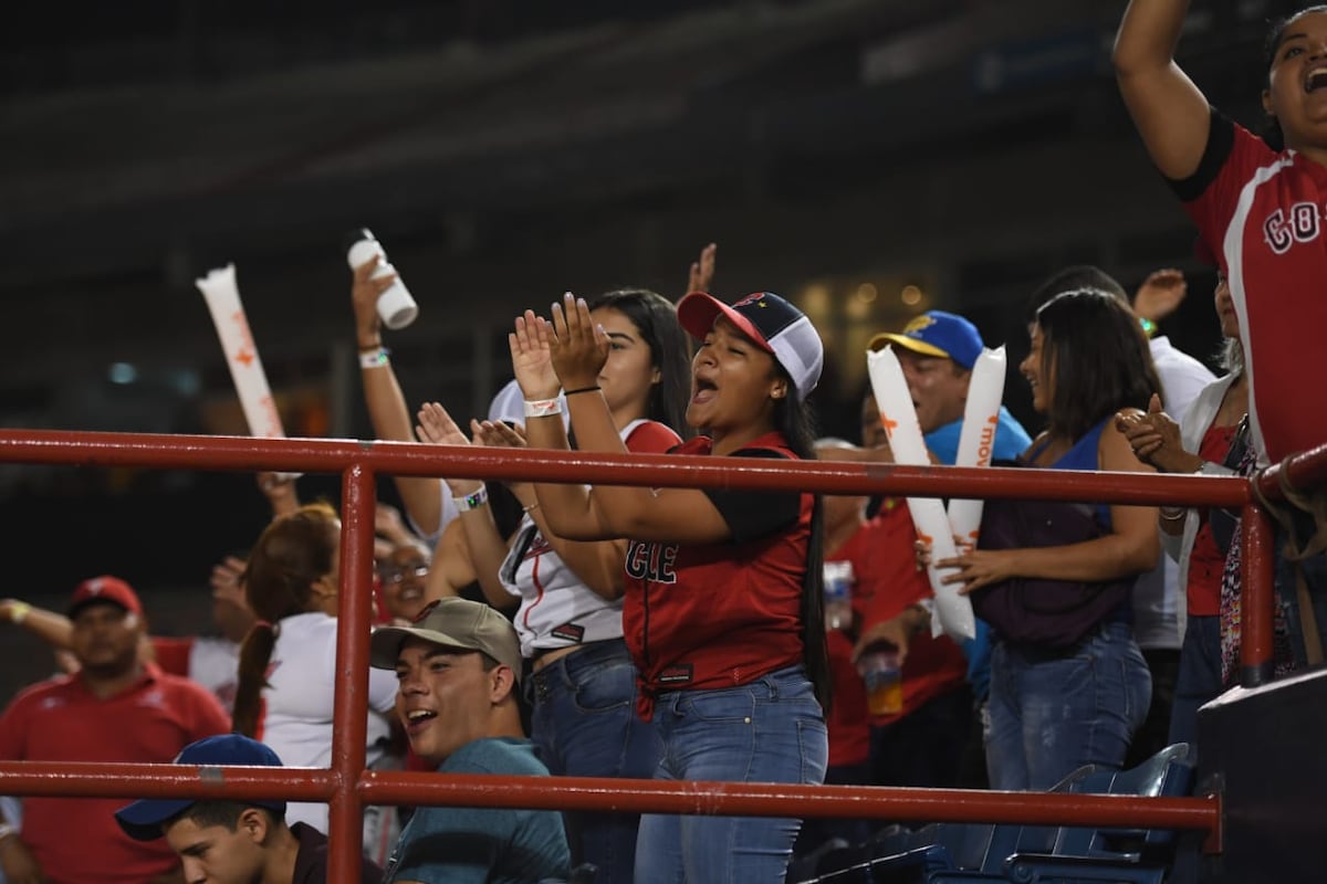 Coclé derrota a Herrera y obliga a un sexto partido. Video