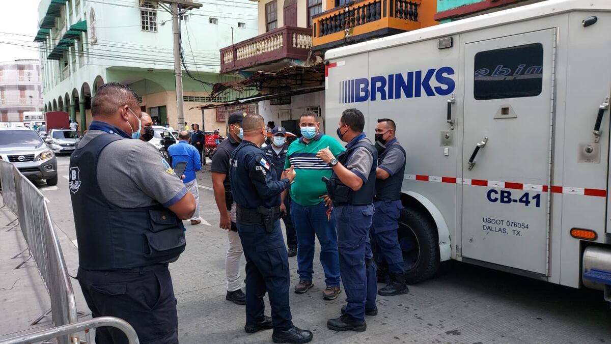 Un agente de seguridad herido, deja intento de robo a un camión blindado en Colón 