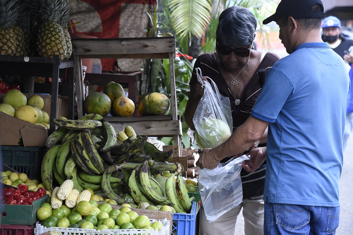 Productores de Colón enfrentan dificultades por baja en el movimiento comercial