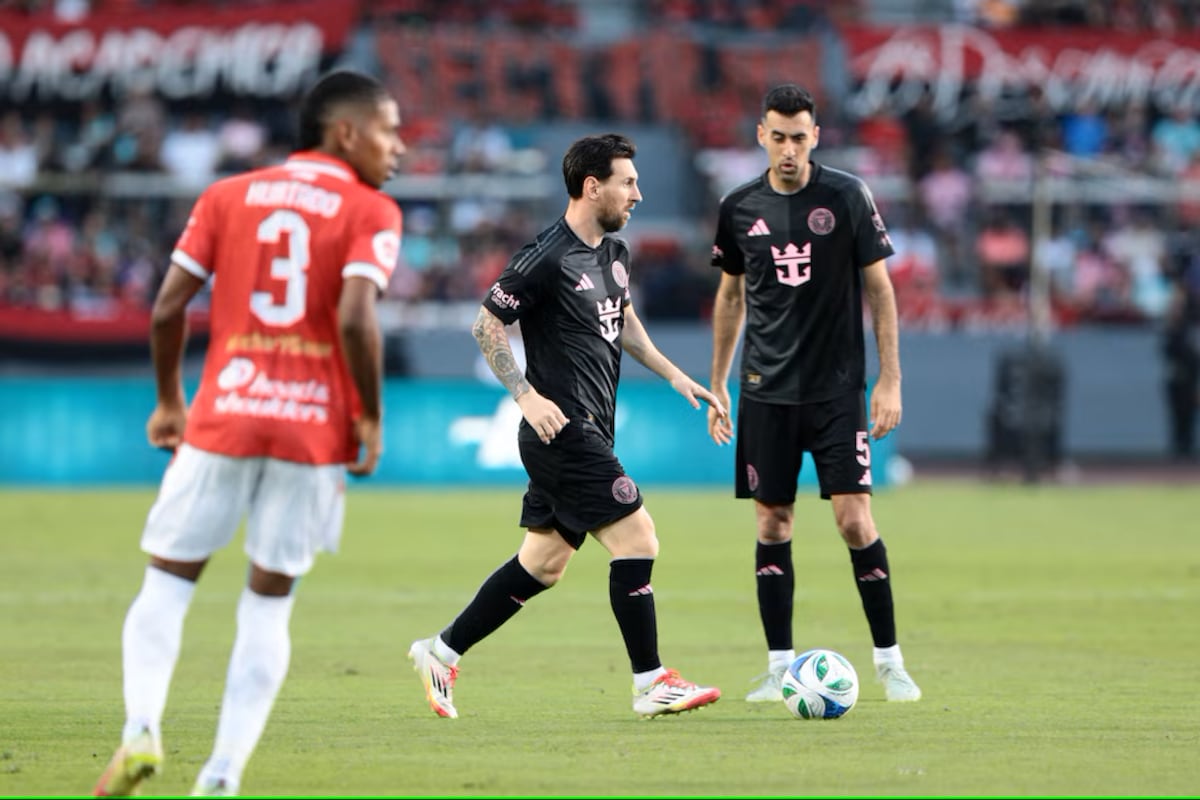 Messi y el Inter Miami cierran su gira en Latinoamérica con un duelo ante Olimpia