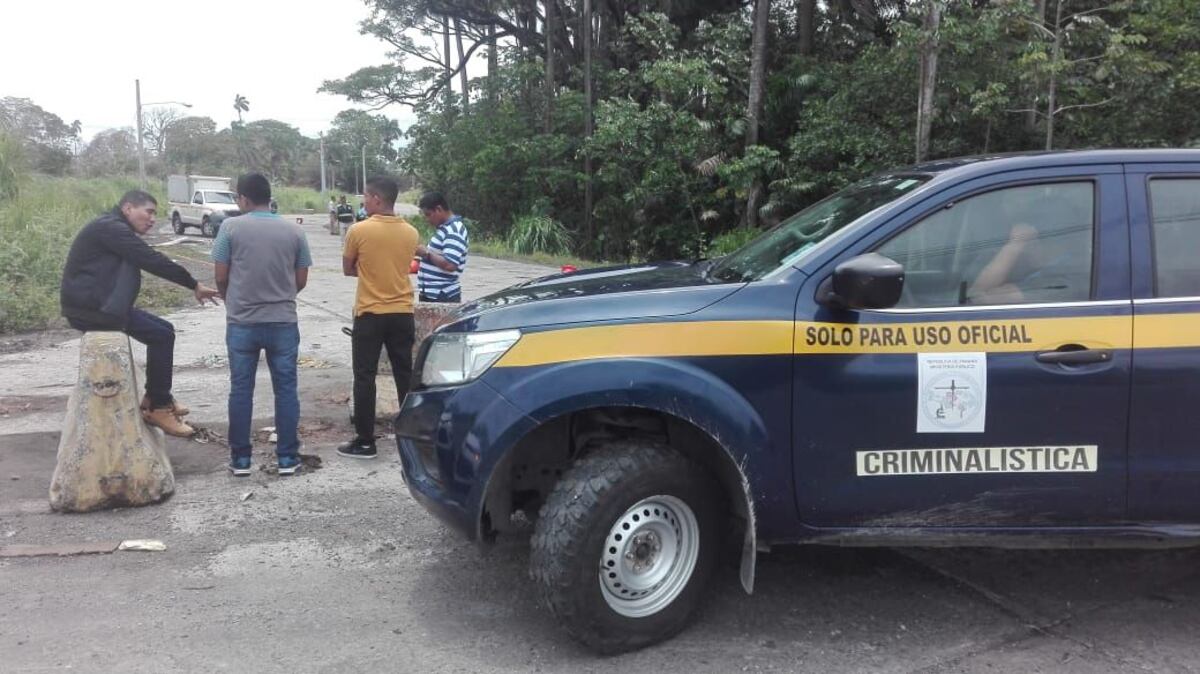 Hallan un muerto en la vía hacia vertedero de Colón