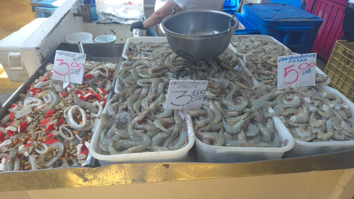 ‘Los precios están por Júpiter’: reacciones ante el alza de mariscos previo a Semana Santa