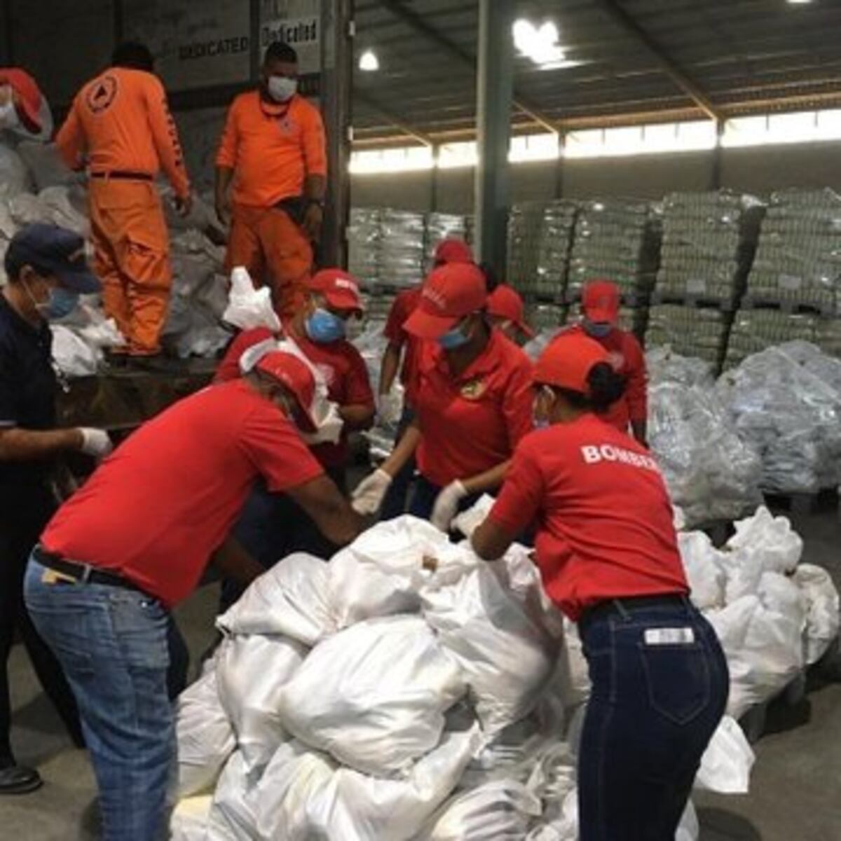 Viral. La solidaridad de las 14 familias de Colón es la buena noticia del día. Panameños los felicitan