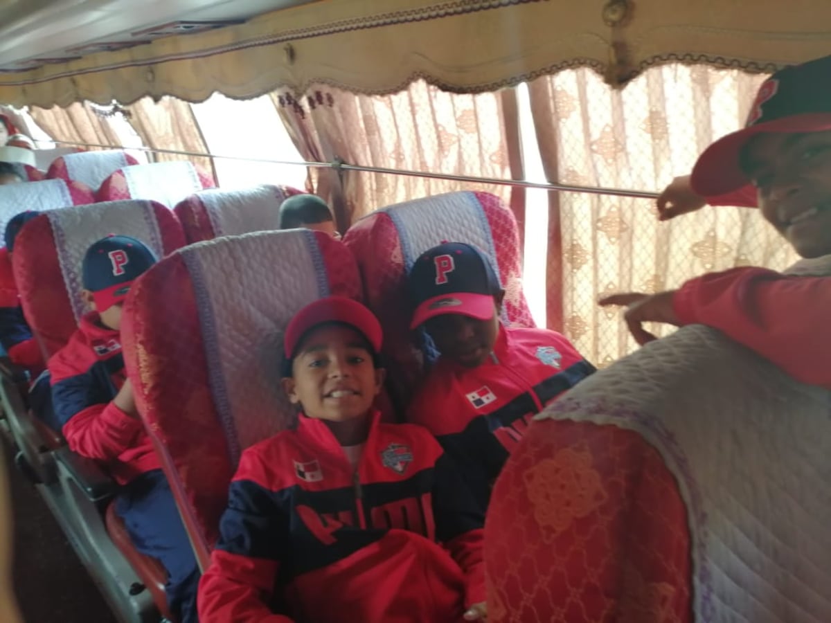 Selección Sub-10 de Béisbol retoma su periplo hacia San José, Costa Rica