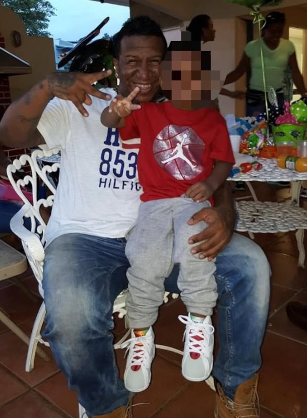 Tras la muerte de su hijo, Jr. Ranks expresa su dolor: ‘Me quitaron a mi único varón, que amaba tener sangre colonense’