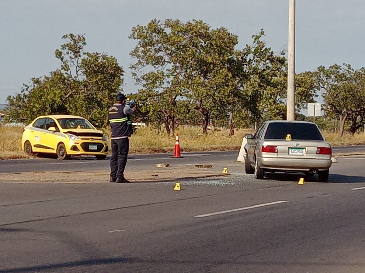 Seis heridos, entre ellos una niña de 8 años, deja colisión en Aguadulce