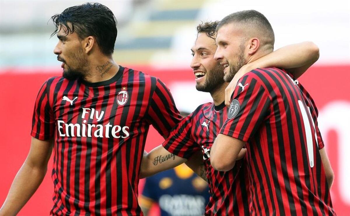 Rebic y Calhanoglu liquidaron a la Roma