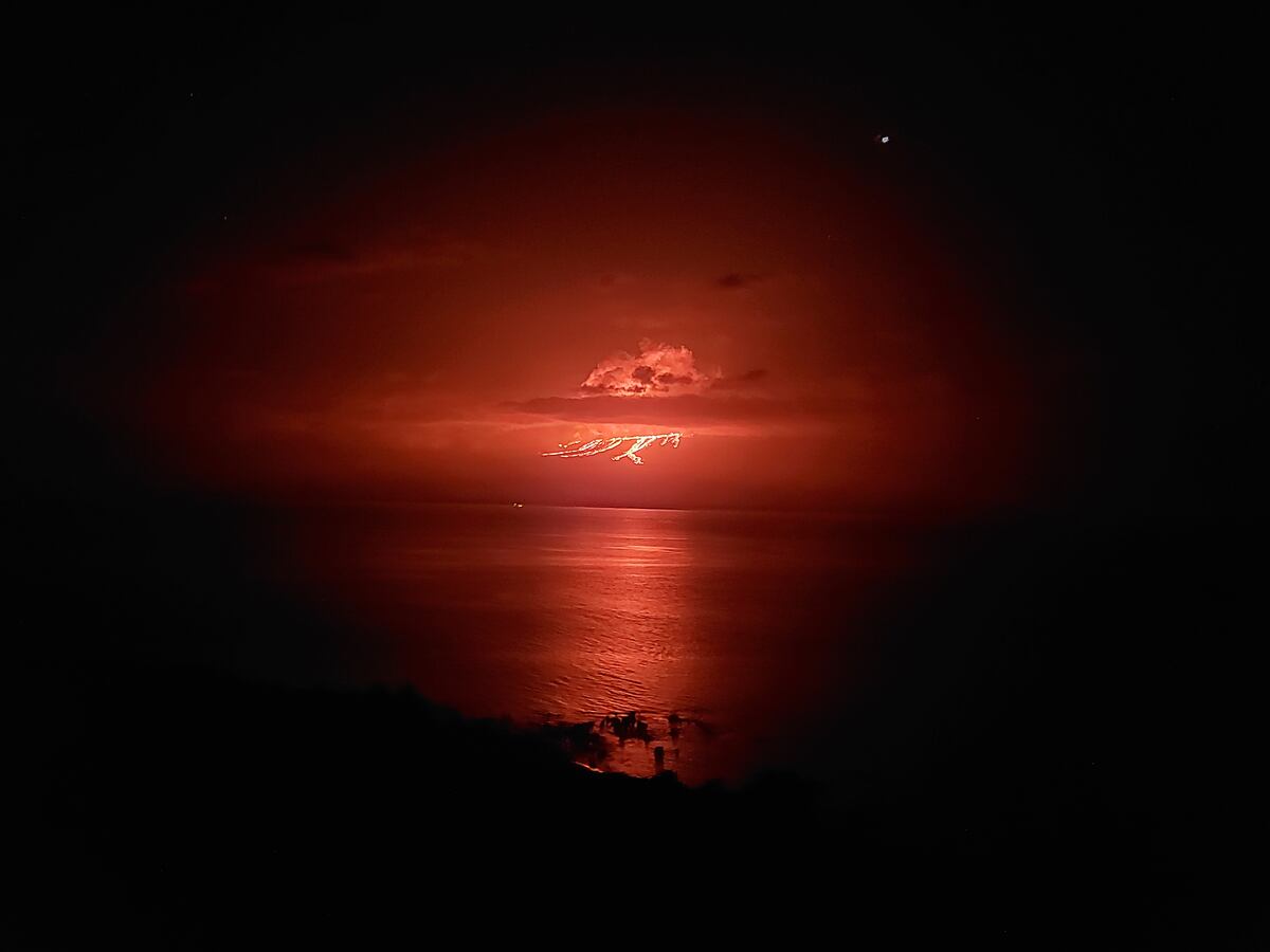 Nueva erupción en volcán de Islas Galápagos