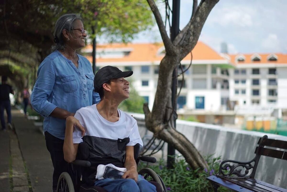 Lucas y Carlos: La historia que nació con la foto más viral de la JMJ