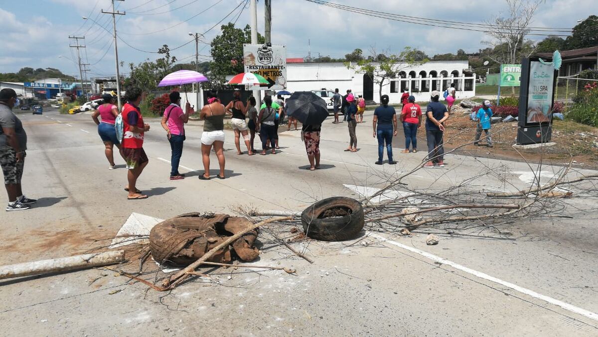 Chorreranos no aguantan la situación económica por la pandemia y piden sus bonos | Video