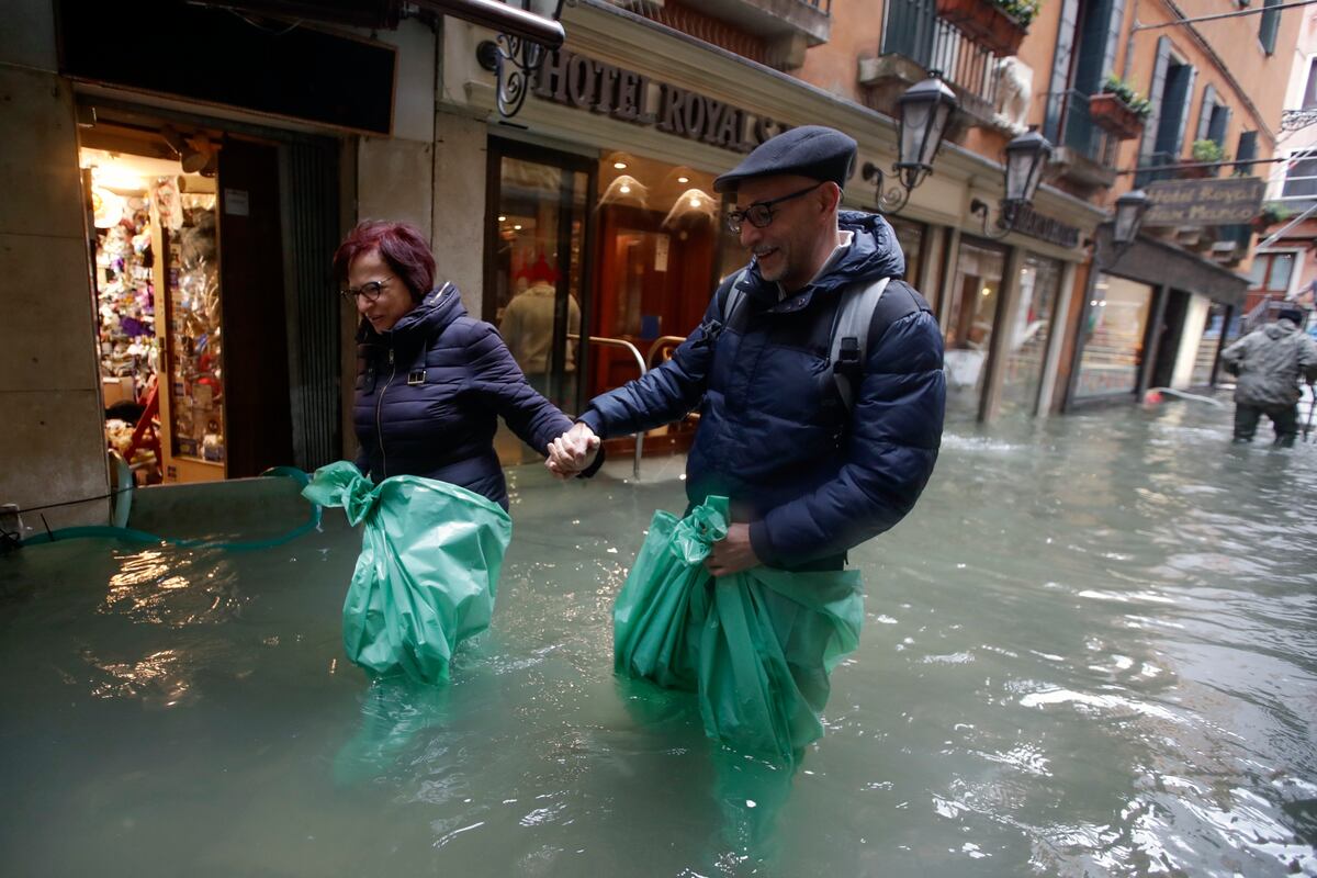 Inundación exhibe la vulnerabilidad de la histórica Venecia