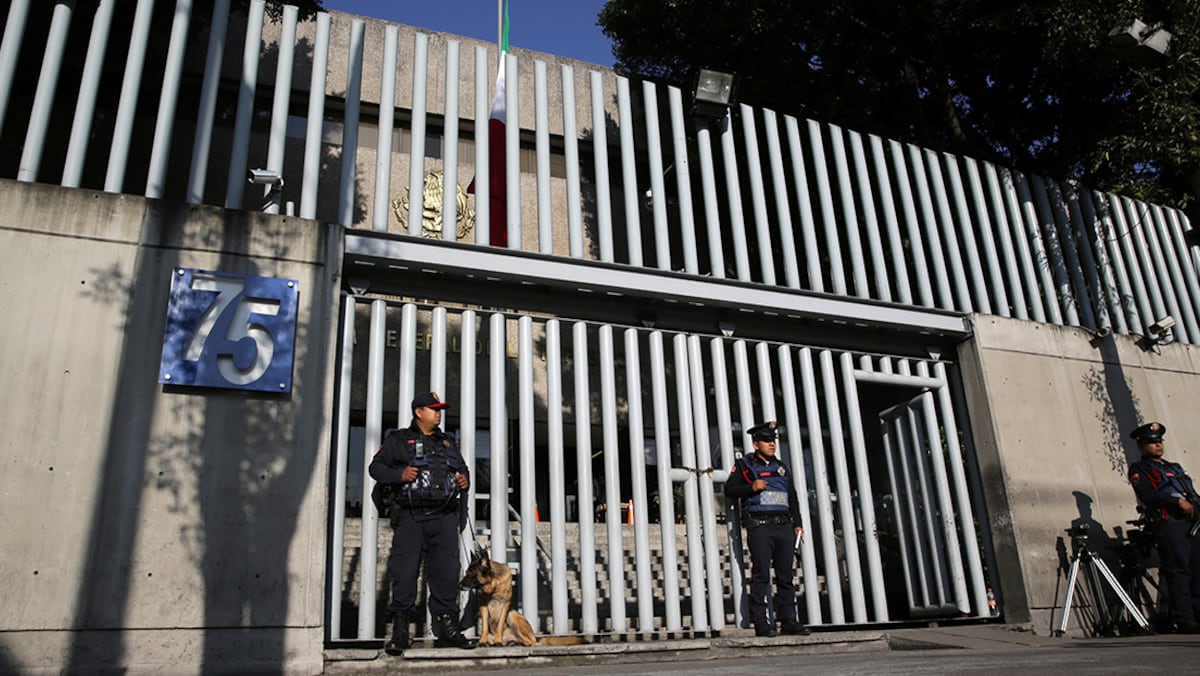 Detienen a un exdiputado acusado de abusar de una menor en México