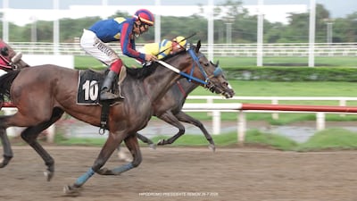 ‘Living Legacy’ vino de atrás para ganar en la raya de sentencia
