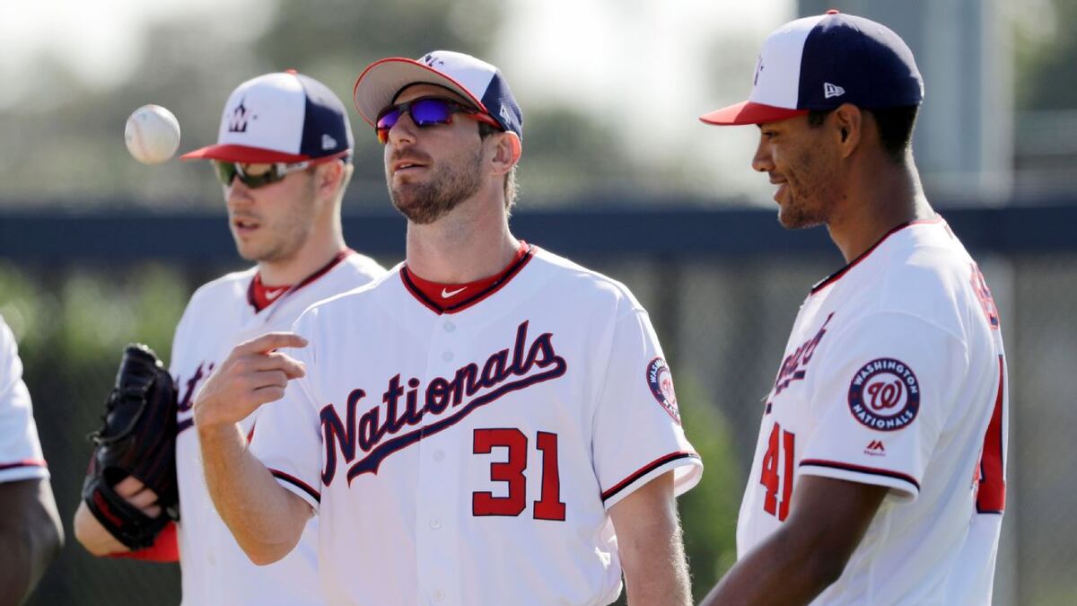 Olmedo Sáenz y Bruce Chen creen que este año sí habrá béisbol grandes ligas