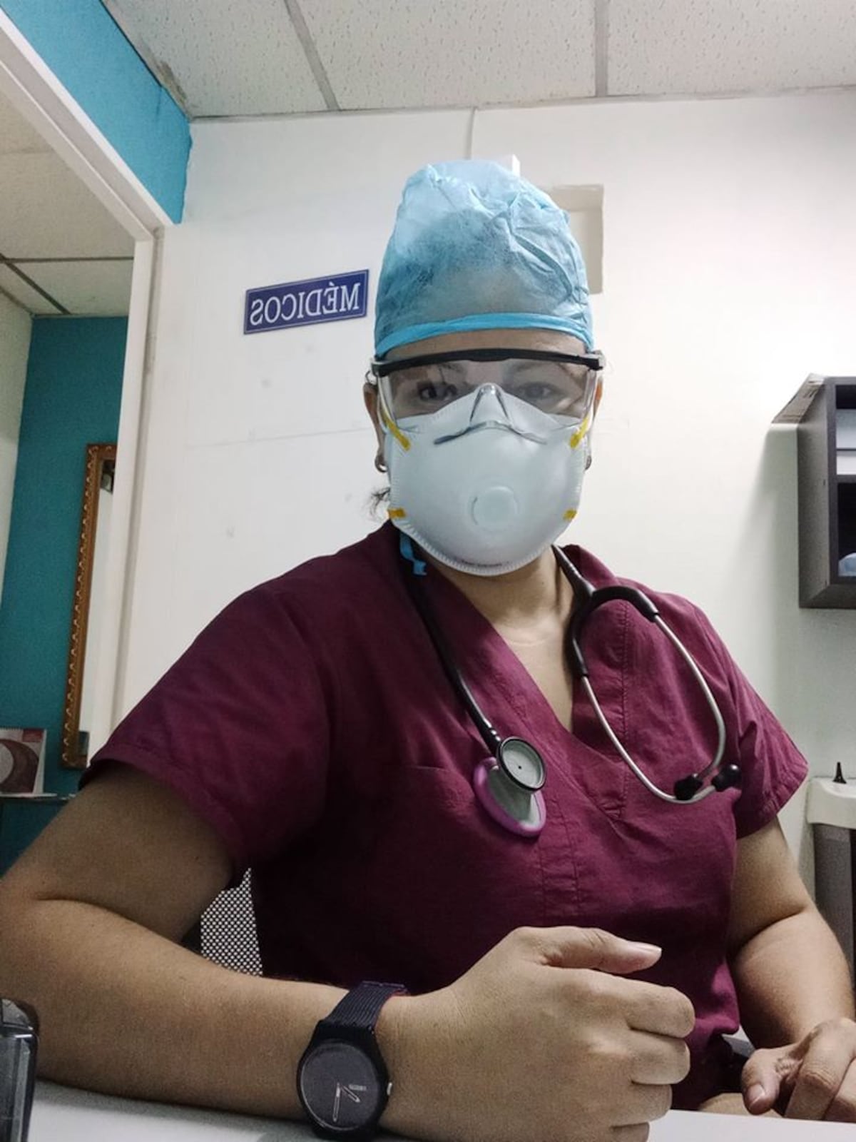 Doctora que practicó tratamientos contra el covid no avalados por la OMS podría ser sancionada en Panamá. En tanto le llega oferta internacional