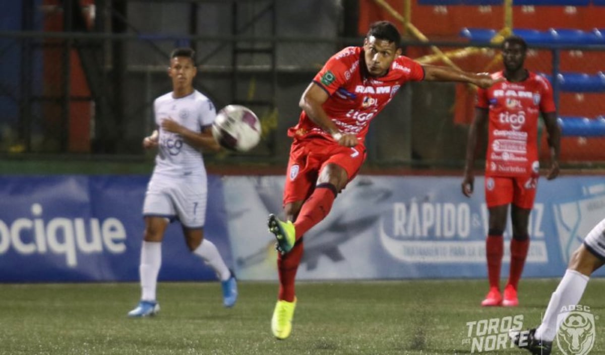 Machado y Jorman se verán las caras este sábado en nueva jornada del fútbol de Costa Rica