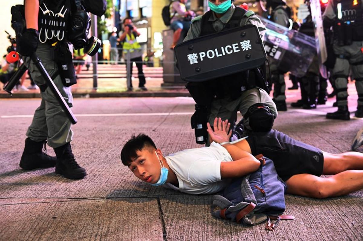 Cadena perpetua para los que protesten en Hong Kong