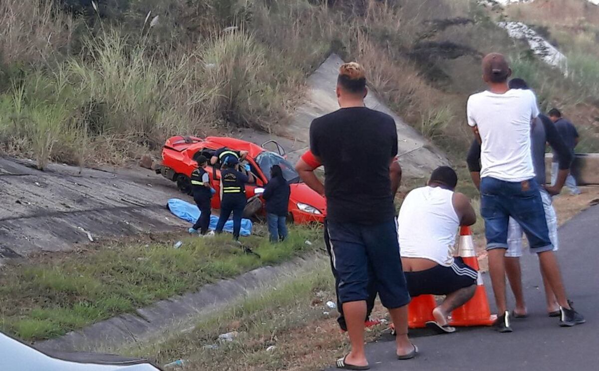 Calles malditas dejan tres muertos por accidente