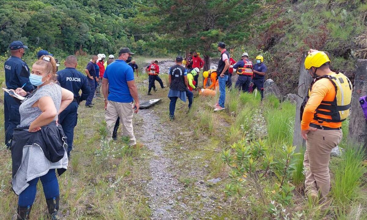 Encuentran a quinceañera ahogada en Volcán