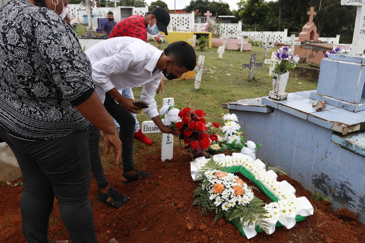 El técnico dental Félix Solís Vega confesó el crimen. La dolorosa despedida de Elizabeth Guillén