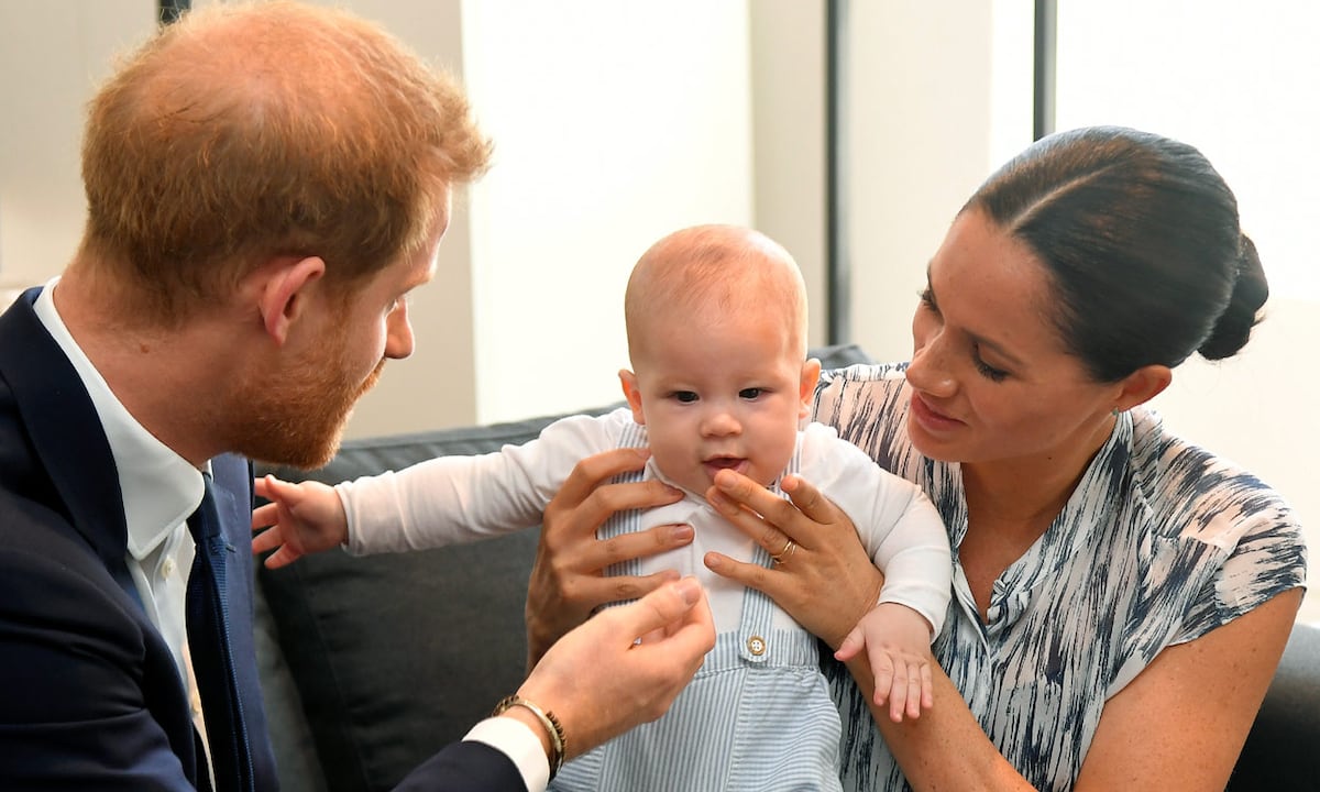 La reina Isabel se queda con la custodia del hijo de Meghan Markle