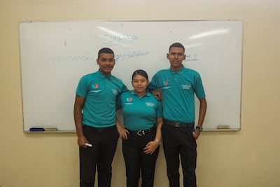 Una segunda oportunidad los puso arriba: César, Efraín y Noemí abandonaron las aulas hace un año y ahora ocupan los primeros puestos