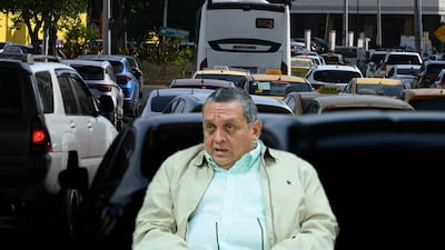 ATTT envía de vacaciones a Justo Castañeda en medio de polémica