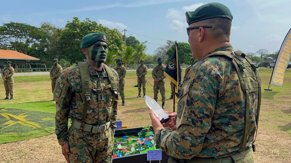 Curso élite: Así se preparan los jefes de patrulla de SENAFRONT en la selva del Teribe