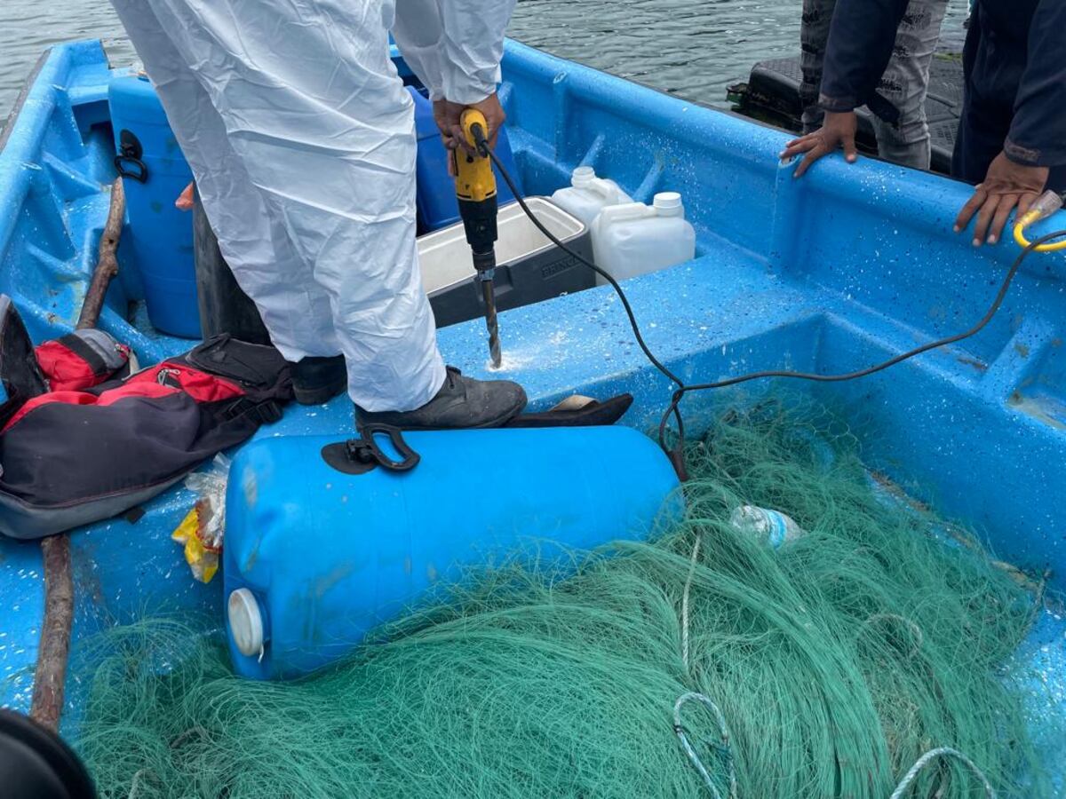 Más de una tonelada de drogas fue incautada dentro de una lancha rápida en Isla Otoque