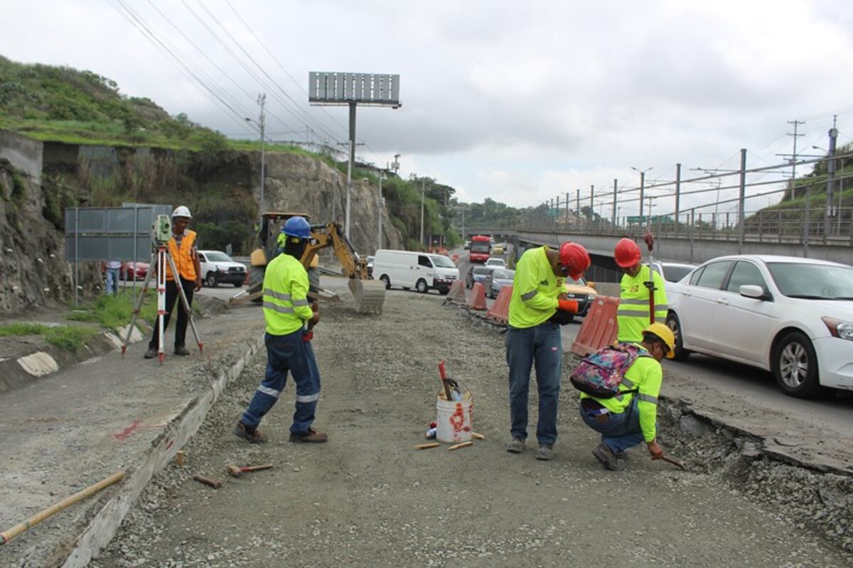 La vía Transístmica cumplirá una década destruida