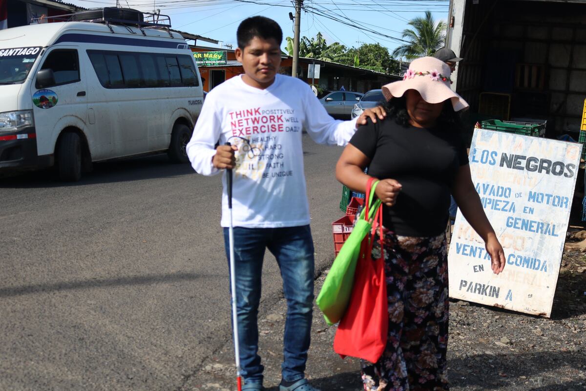 ¡Imperdonable!  Le robaron a un ciego en Veraguas y los policías no quisieron ayudarlo | Video