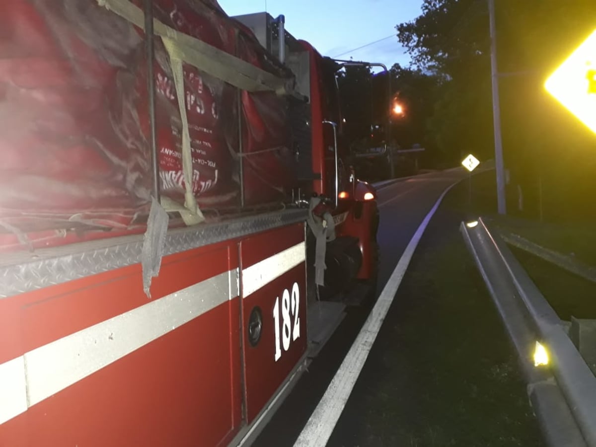 ¡Solo fue el susto! Tres personas salieron ilesa luego de irse directo a una cuneta en Chame 