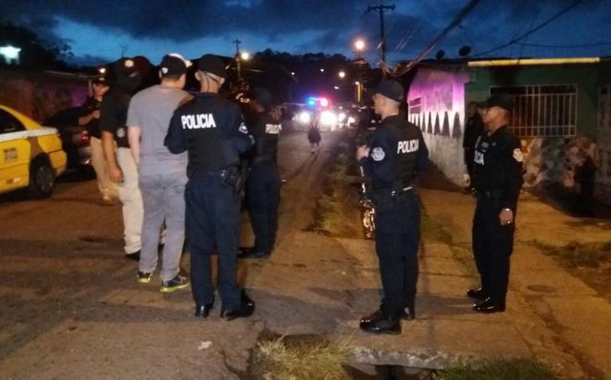 Detienen a cinco hombres y dos mujeres supuestos pandilleros en Chiriquí