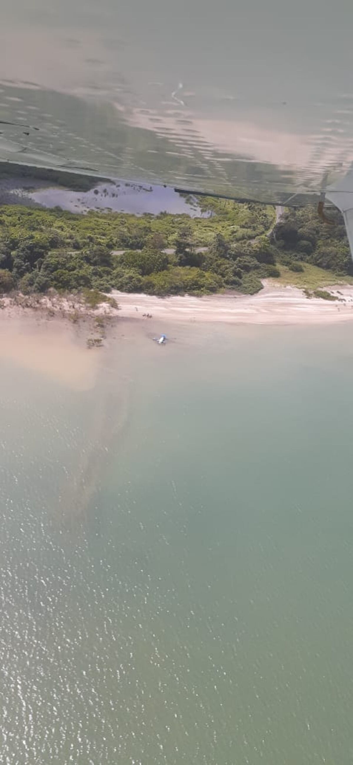 Última hora. Cae avioneta cerca de Veracruz. Fotos 