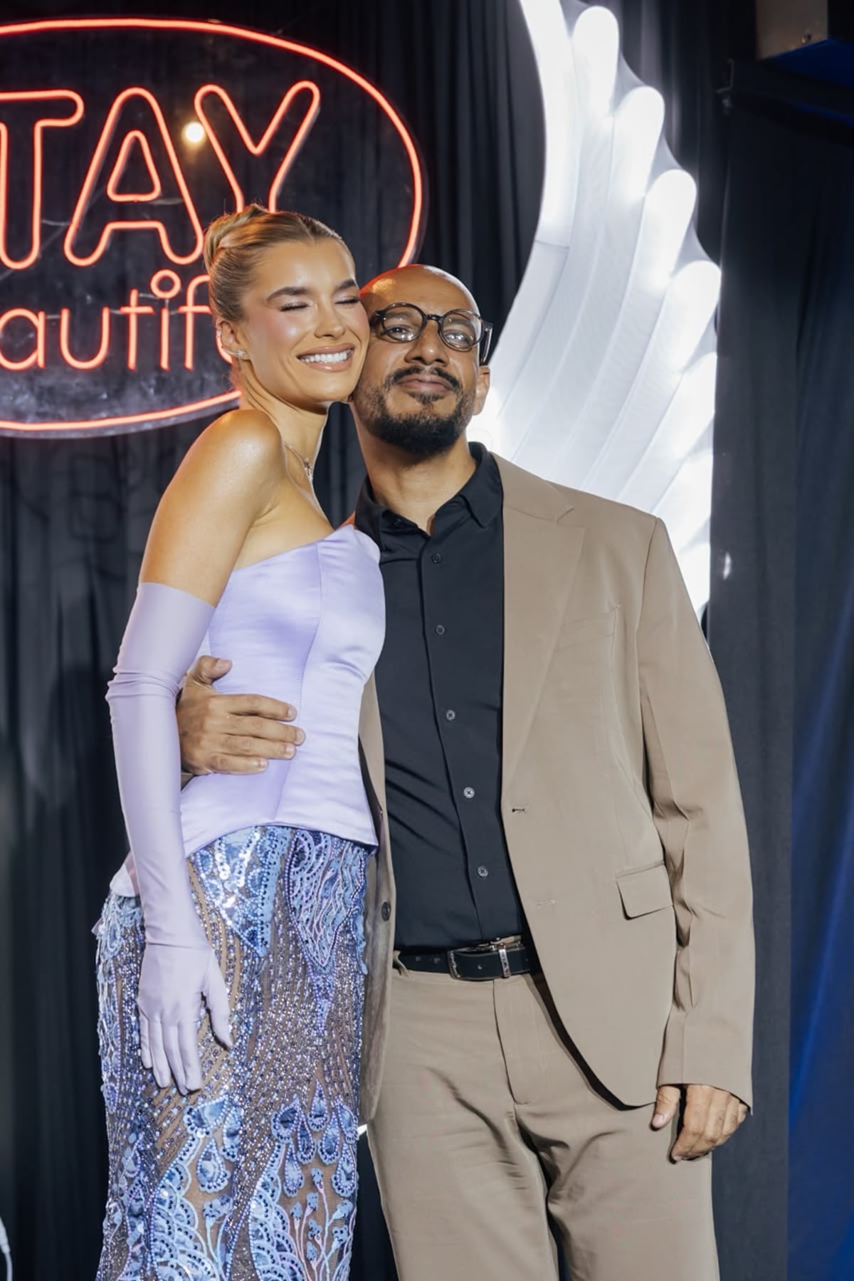 ¿Un ángel cae del cielo? Lainey Floeck es la nueva Miss Cosmo Panamá 2026 y su belleza no pasó desapercibida