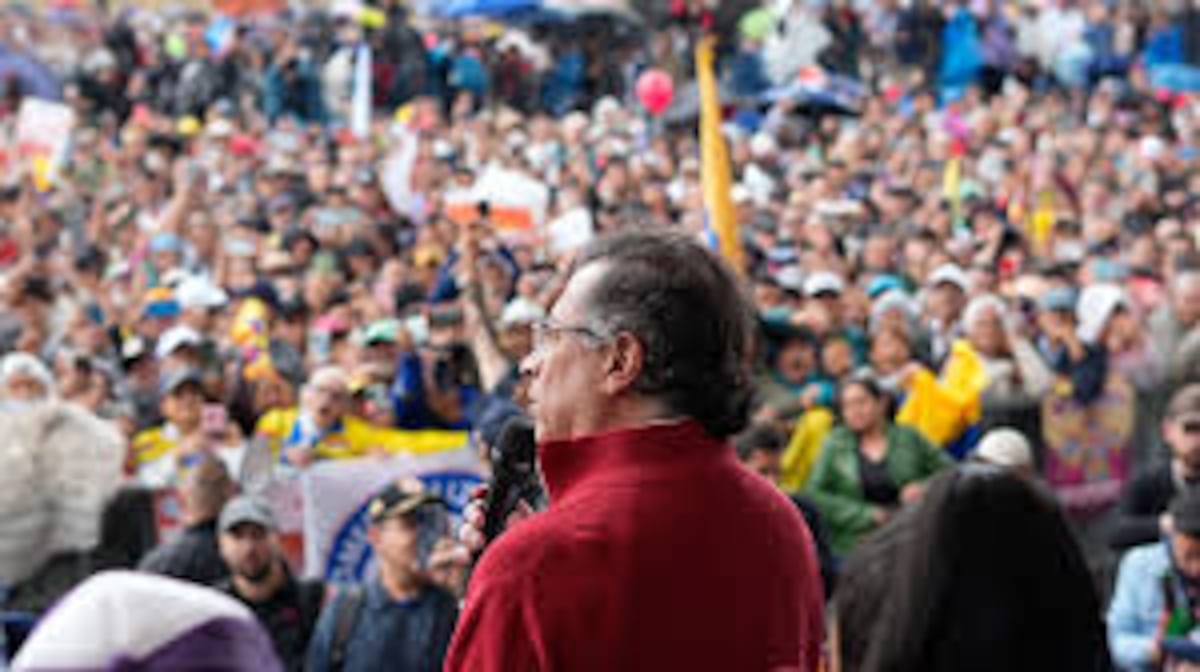 Gustavo Petro anuncia consulta popular luego de que el Congreso archivara su reforma laboral