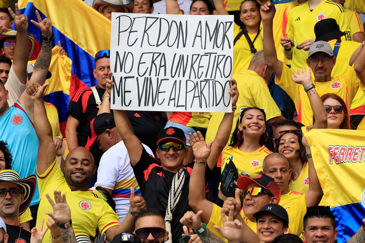 ¡Colombia arrasa! Golea 4-0 a Chile en una noche histórica 