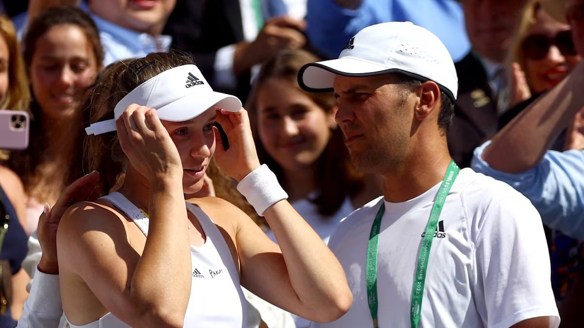 Escándalo en el tenis: La relación tóxica entre Rybakina y su entrenador termina en sanción