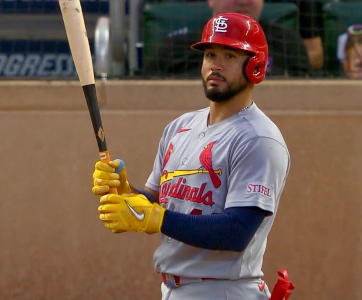 Iván Herrera conecta su jonrón 13 y ayuda a los Cardenales a vencer a Colorado