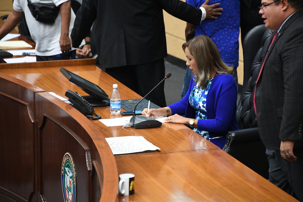 Pleno de la Asamblea Nacional sin temas que discutir