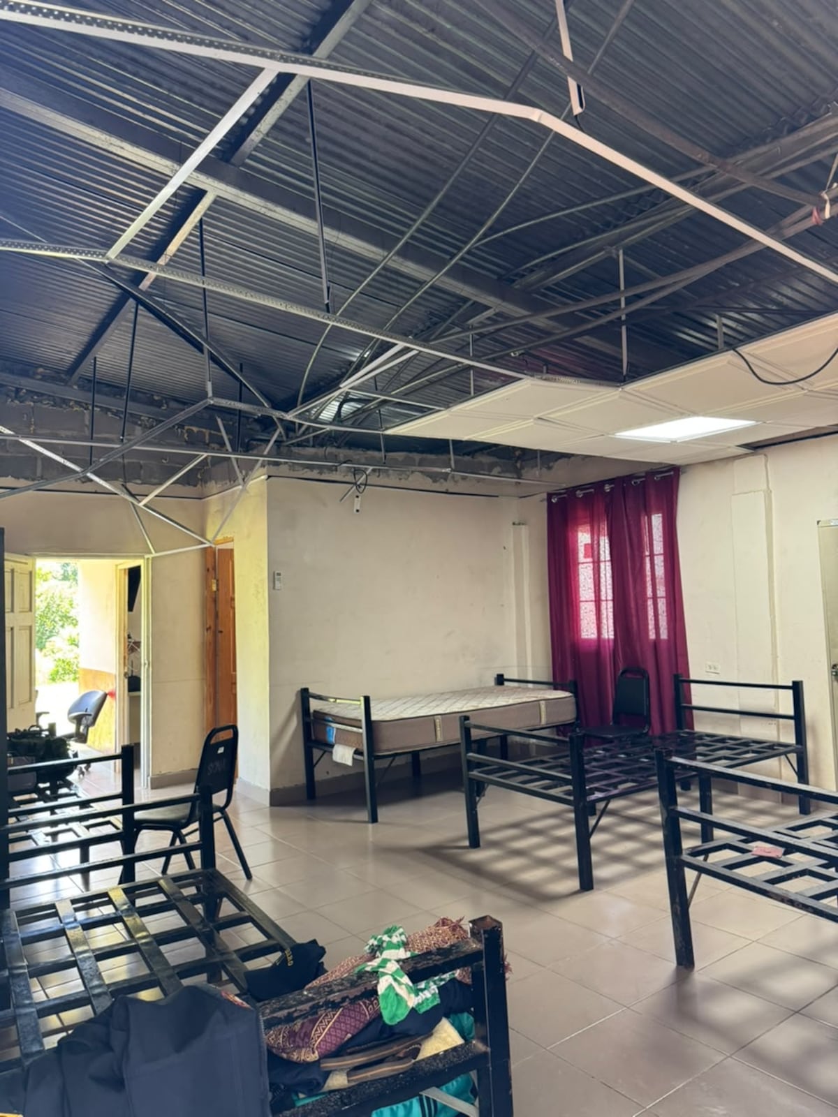 ¿Quién cuida a los bomberos después de enfrentar el terremoto del 9 de octubre en Panamá?