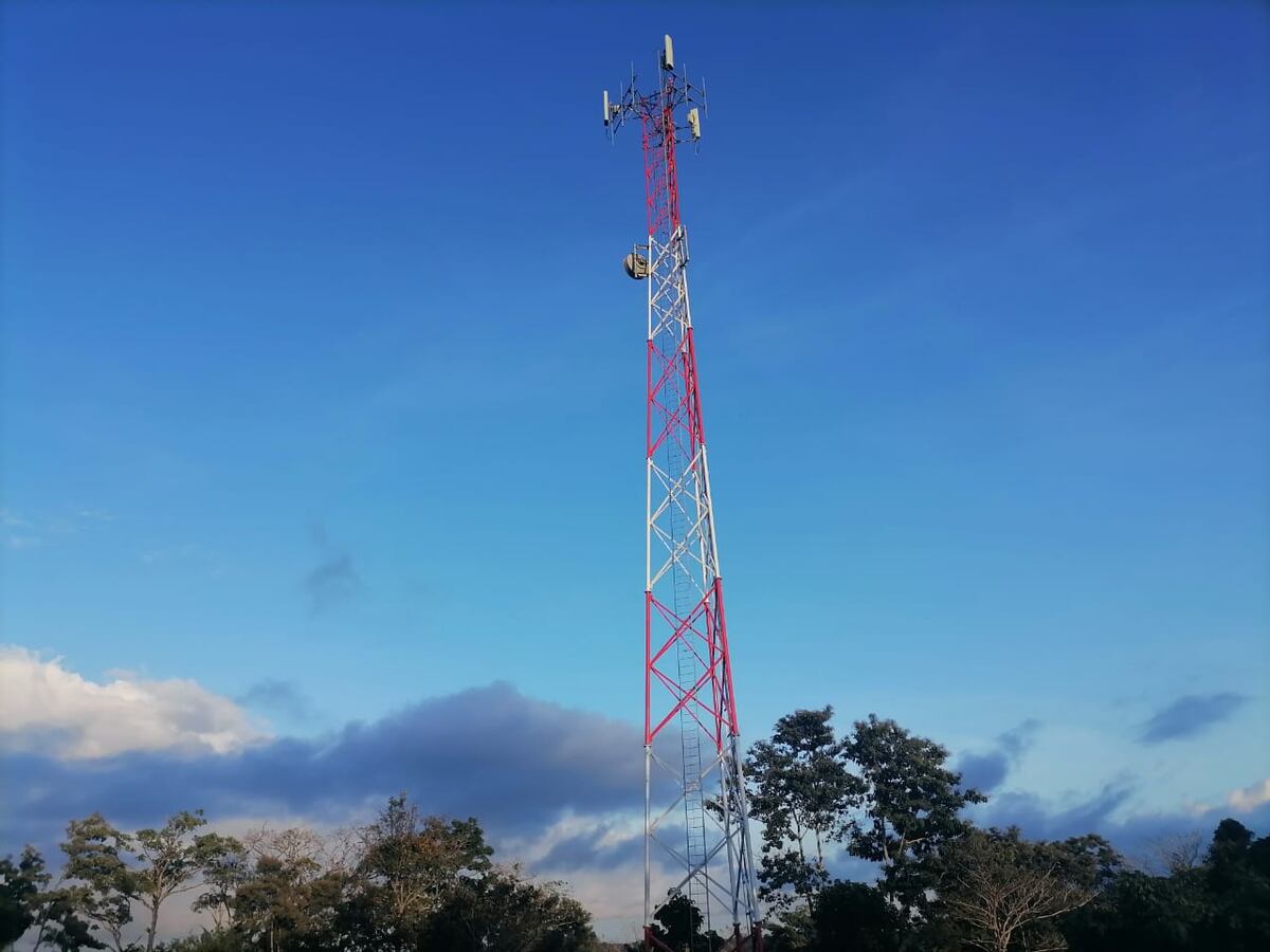 Enhorabuena. Por primera vez tendrán señal telefónica en Cirí Grande, Capira