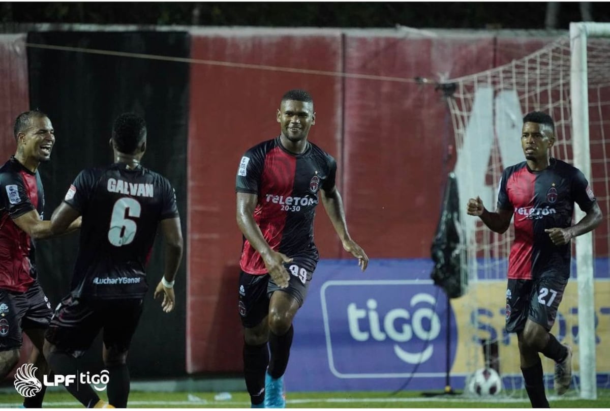 CAI y Sporting empatan 1-1 en sermifinal de ida