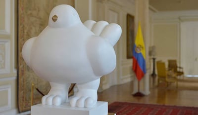 La 'Paloma de la paz' de Botero será intervenida tras sufrir un accidente en Bogotá