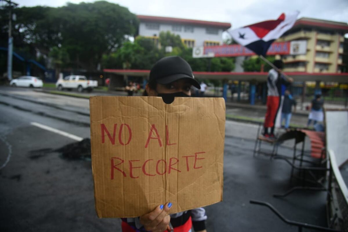 MEF justifica recorte de presupuesto sugerido para la Universidad de Panamá