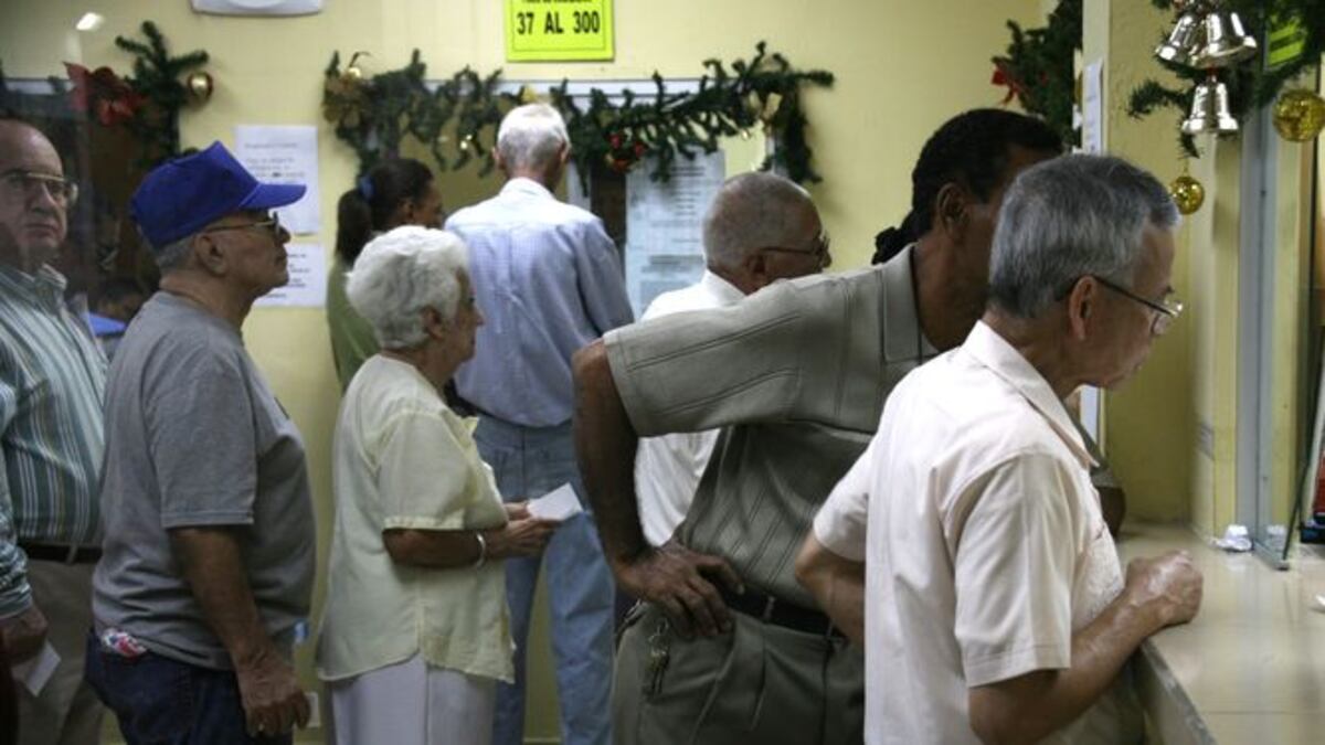 Atención: Jubilados y pensionados cobrarán el fin de semana en horario especial