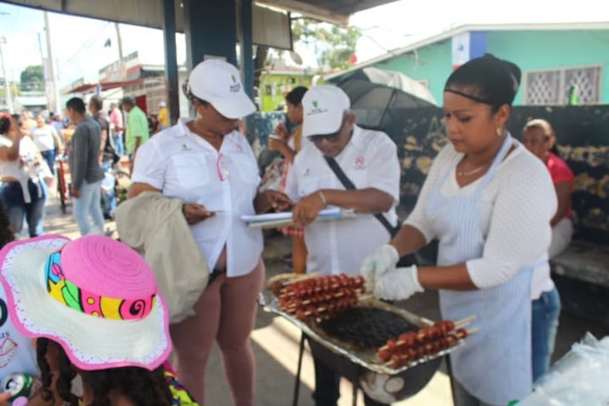 Vendedores sancionados y carné falsos durante operativo de salud en San Miguelito